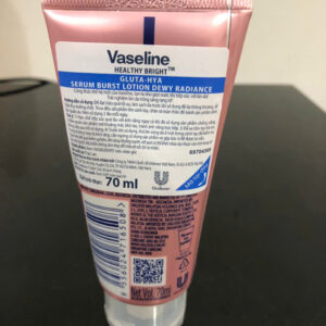 KEM DƯỠNG TRẮNG DA VÀ CHỐNG NẮNG VASELINE 70ml